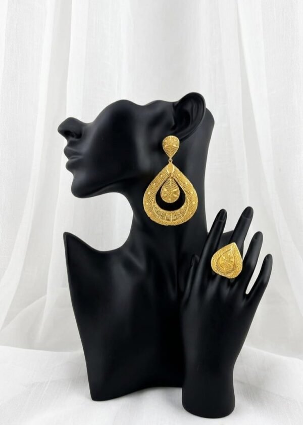 Heavy Grand Gold-Plated Earrings