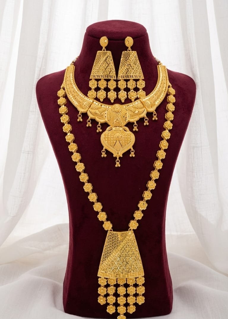 AFRICAN GOLD NACKLACE SET