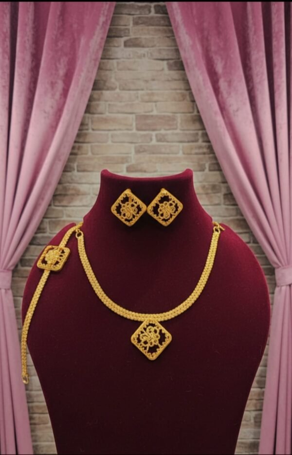 22K GOLD PLATED NECKLACE SET