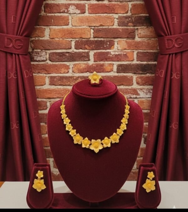 DUBAI 24K GOLD PLATED NECKLACE SET