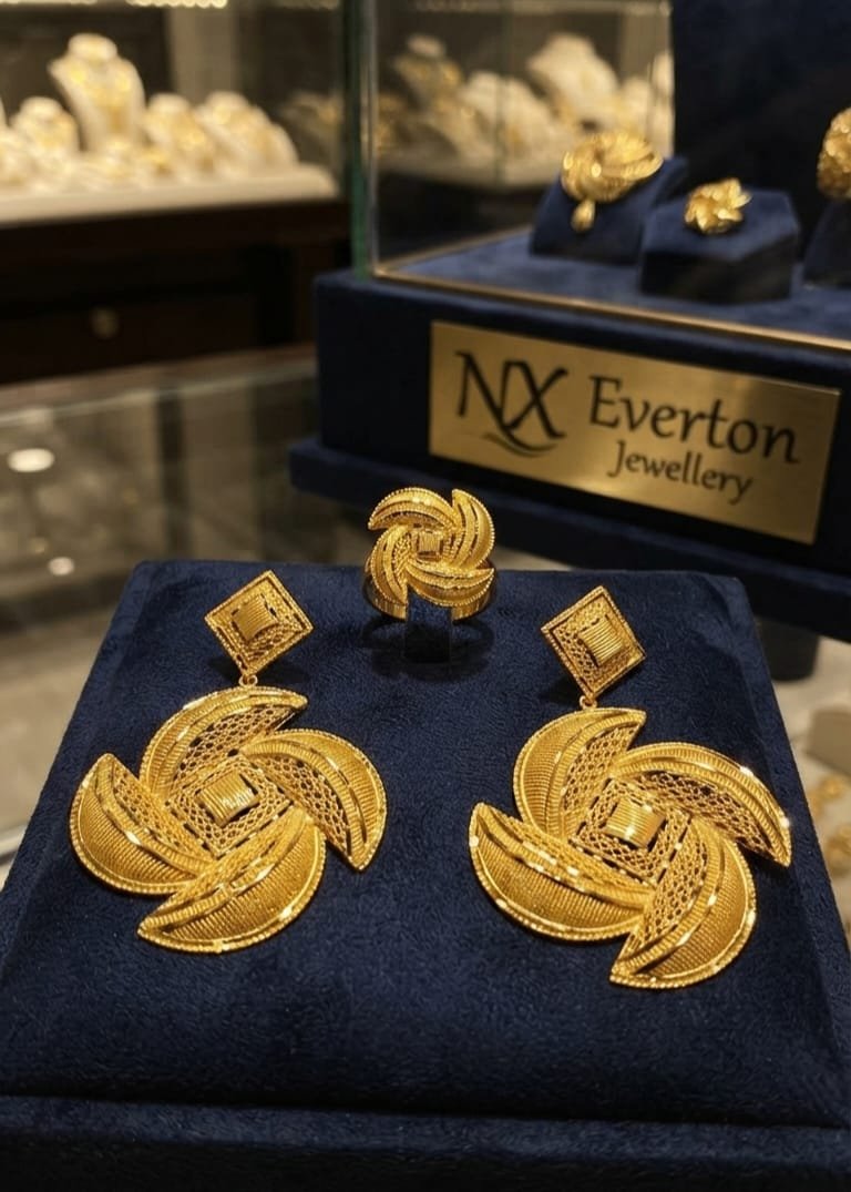 GOLDEN SAVANNAH DROPS (22K,5G)