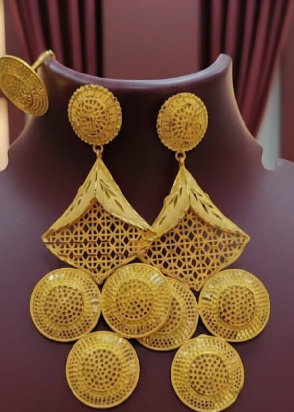 Luxe Tribal Gold Drops Earrings