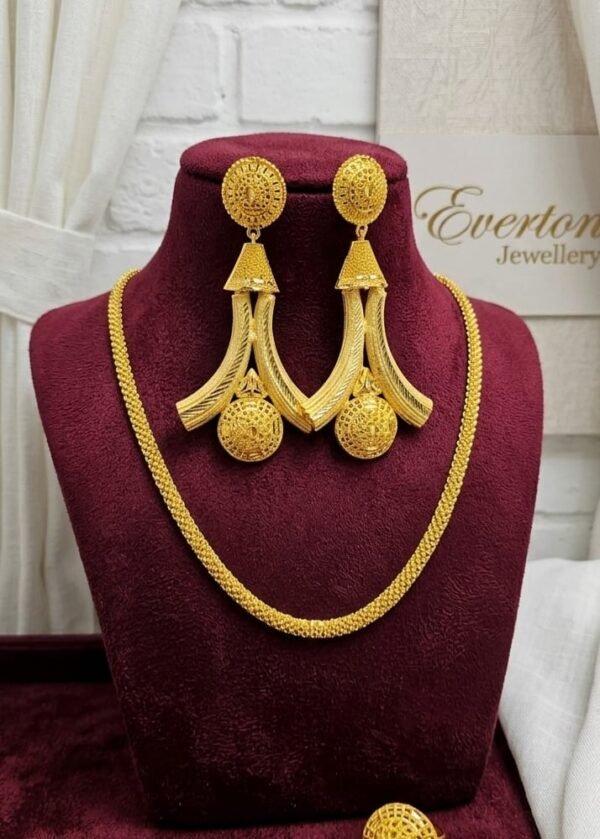 Afro Charm Earring & Chain Necklace set