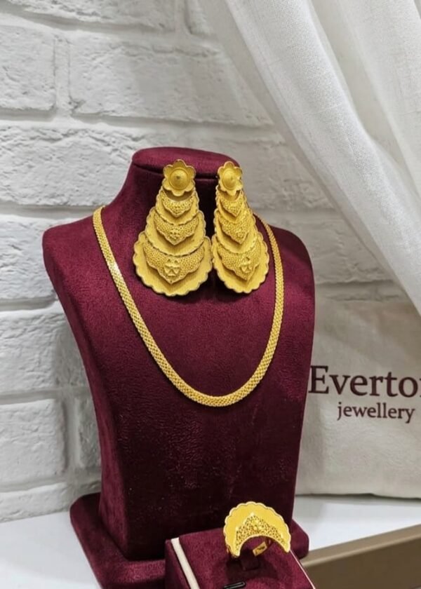 African Goddess Earrings & Necklace Chain Set