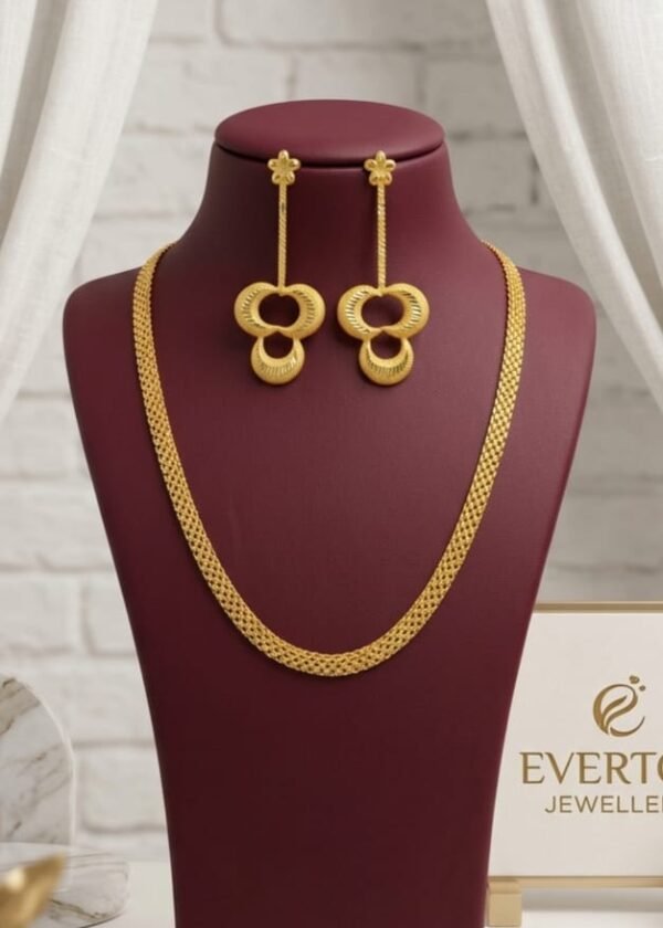 Radiant Gold earrings & Necklace Chain Set