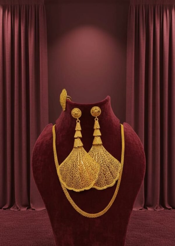 Golden Dinasty Earrings and Chain Set